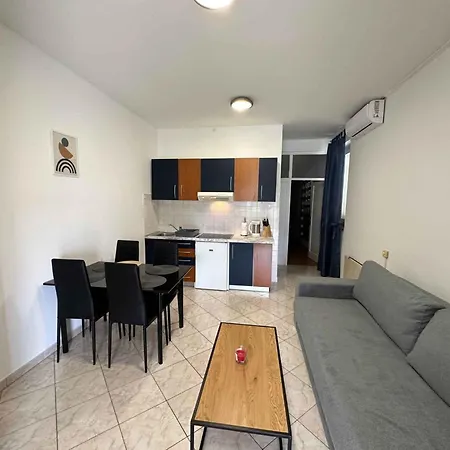 In - Istrien 53412 Apartman *
